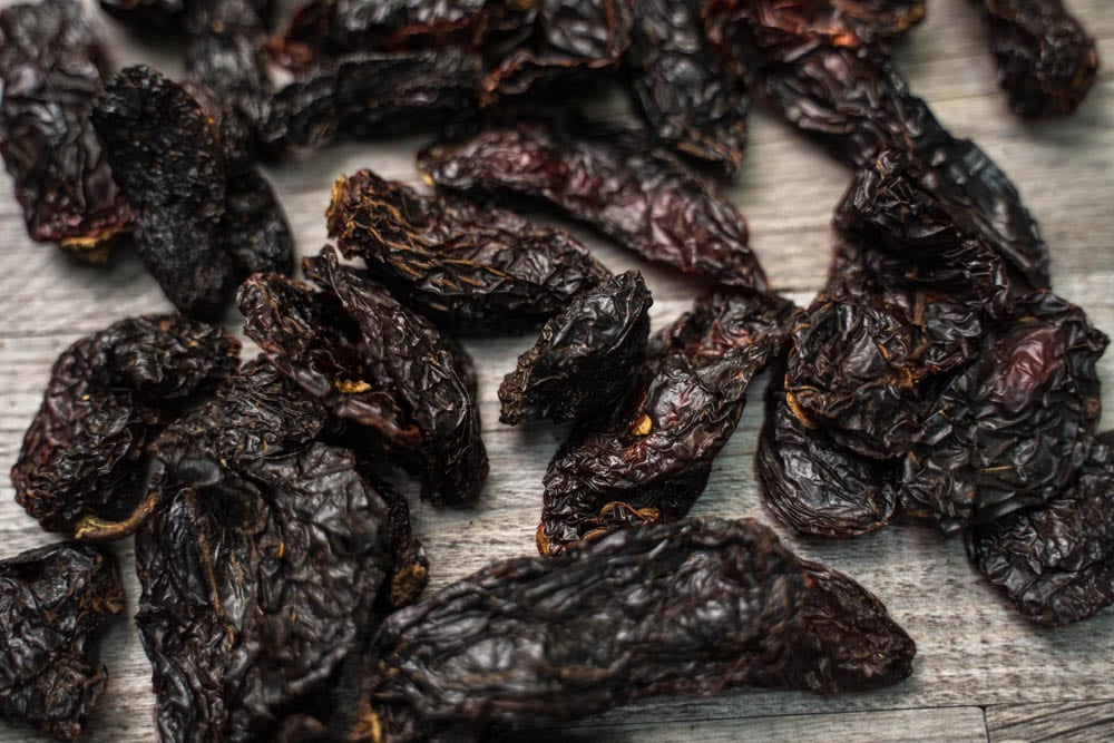 Dried Chipotle Chile Peppers - Whole - Ole Rico